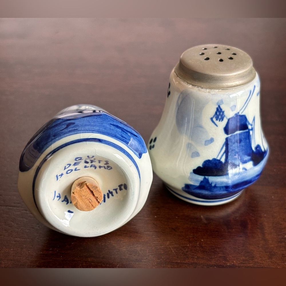 Delft Salt/Pepper Shakers - Vintage, Hand Painted Ceramic from Holland.